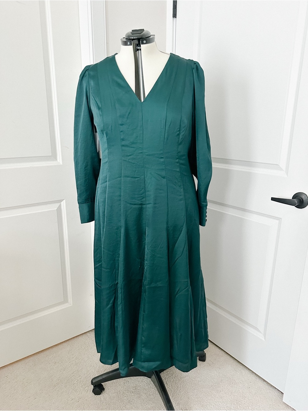 Chelsea28 Deep Teal V-Neck Long Sleeve Midi Dress